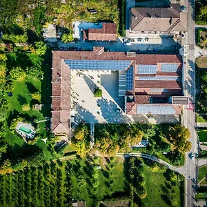 Corte Carezzabella Agroturismo