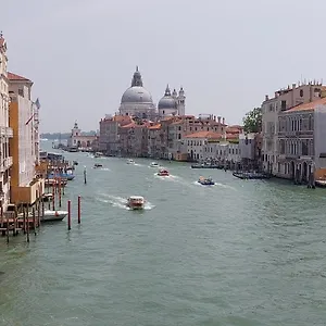 https://appartamenti-cagiustinian.hotelslidodijesolo.com