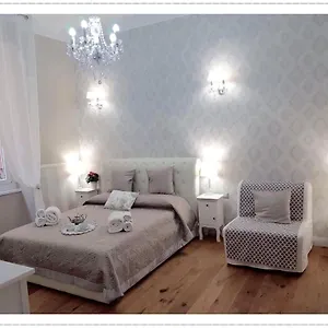 https://casa-de-rose.it-romehotels.com