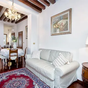 Residenza Calle Larga San Marco Venice